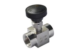 Кран игольчатый с черным вентилем (внутренняя резьба) 